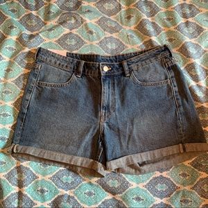 NWT H&M jean shorts size 10